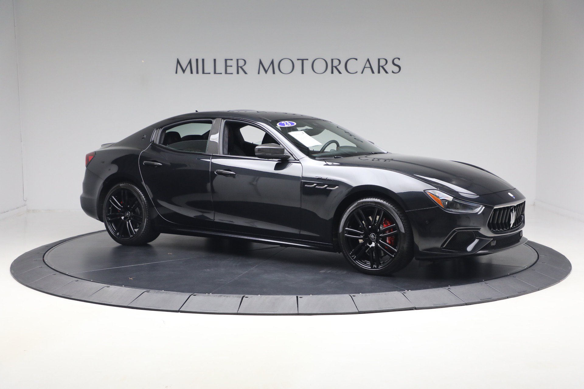 Certified 2023 Maserati Ghibli Modena Q4 AWD/4WD image 10