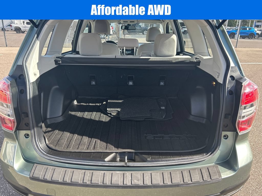 Used 2015 Subaru Forester 2.5i w/ Alloy Wheel Package AWD/4WD image 12