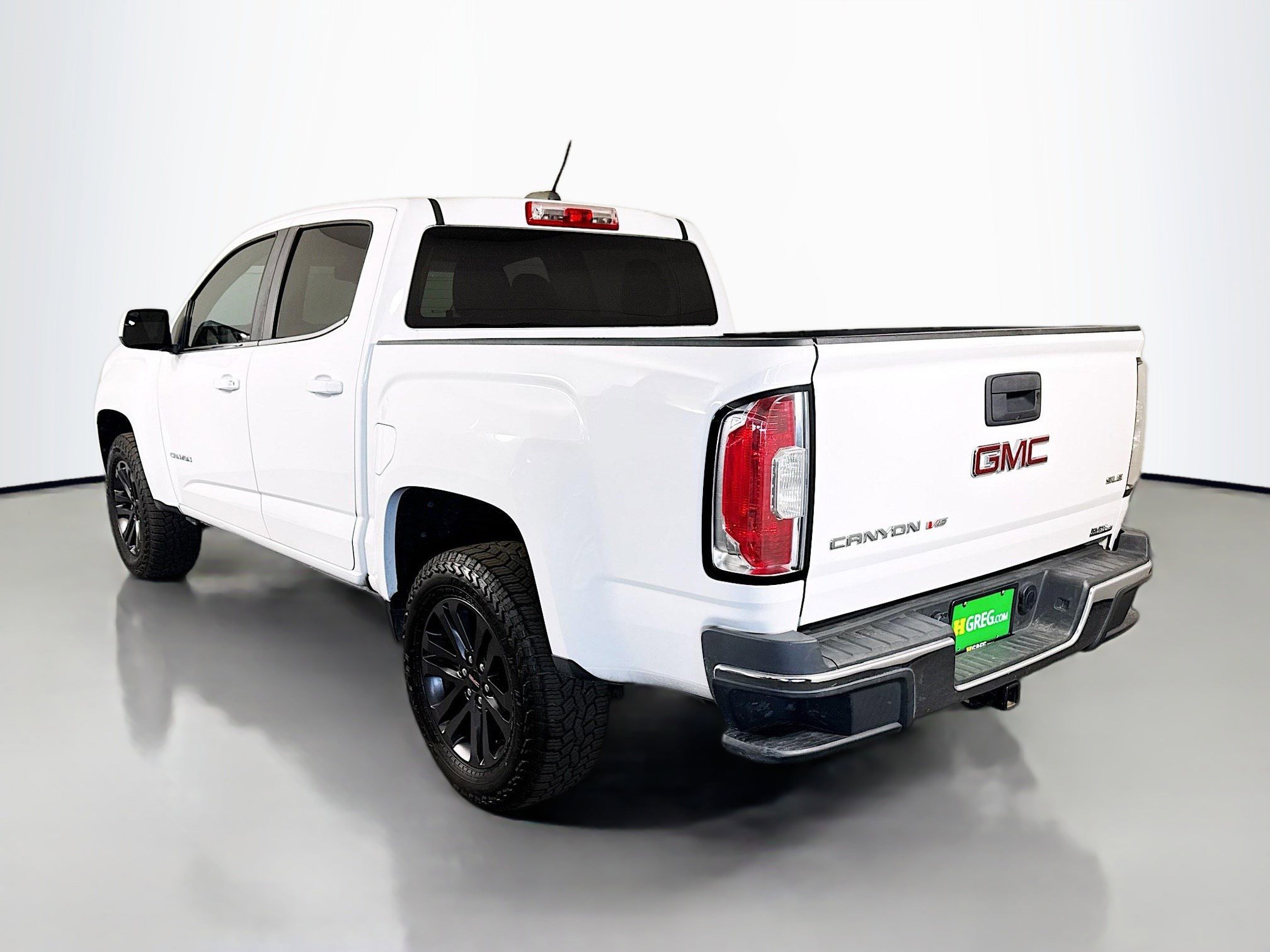 Used 2020 GMC Canyon SLE w/ Elevation Edition image 7