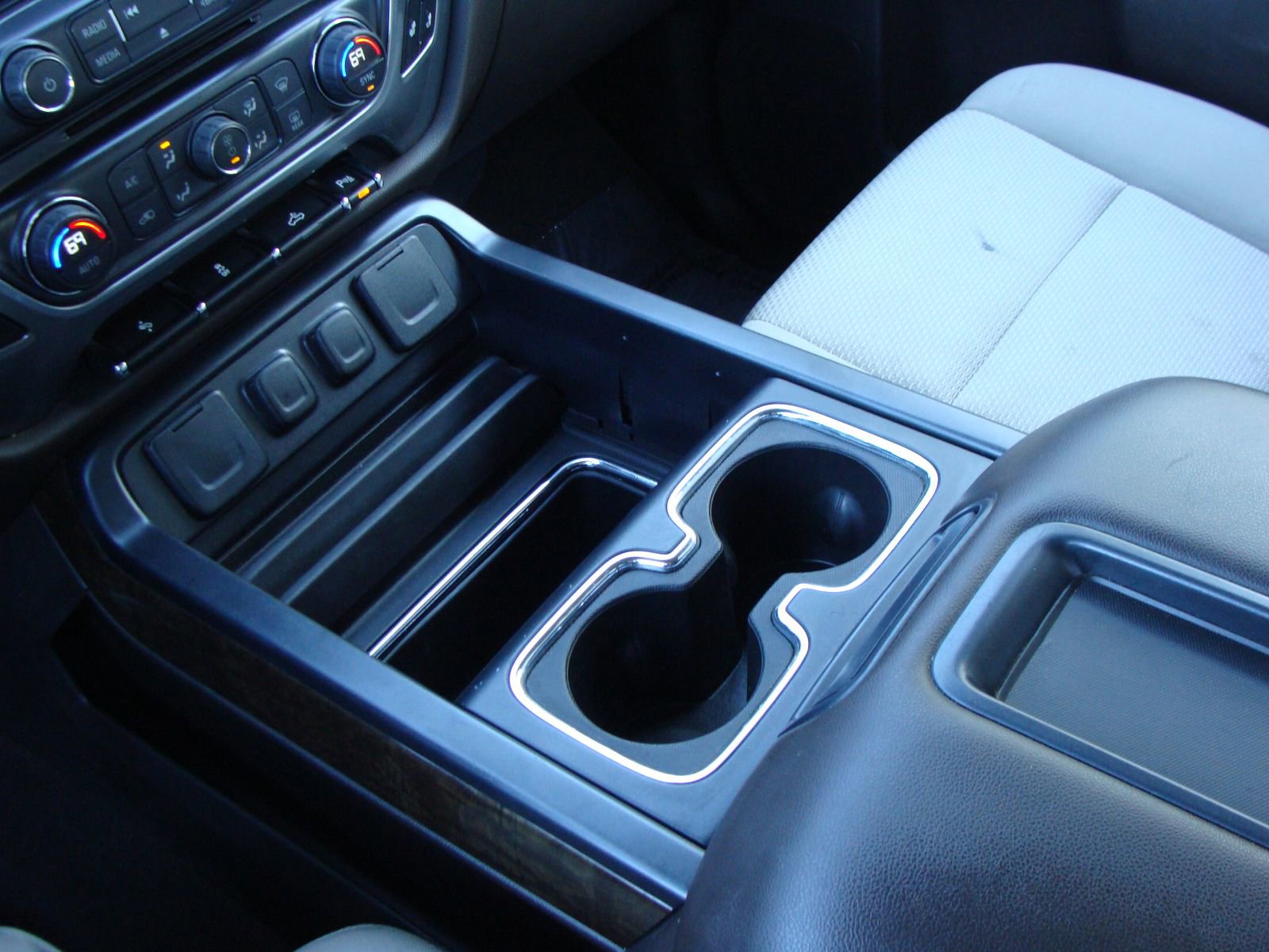 Used 2015 Chevrolet Silverado 1500 LT w/ All Star Edition image 15