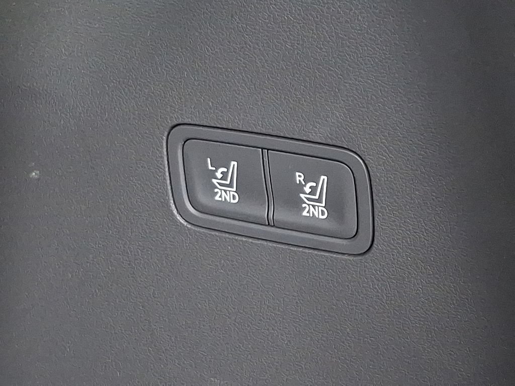 Used 2026 Hyundai Santa Fe SEL FWD image 27