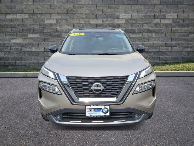 Used 2022 Nissan Rogue SL image 2