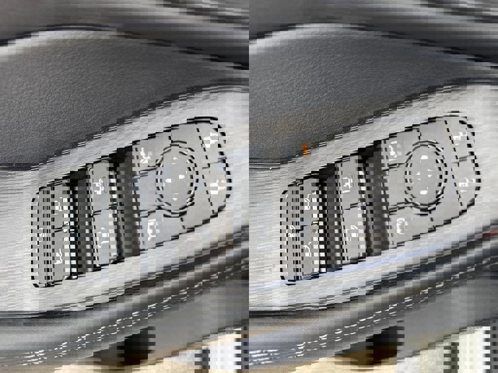 New 2026 Nissan Rogue SV image 16