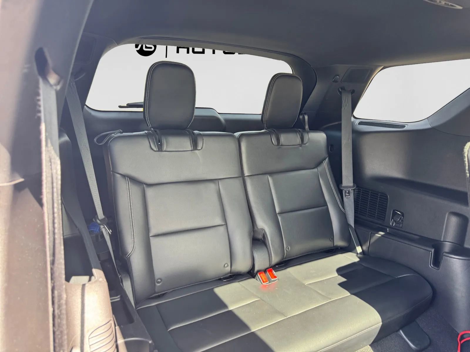 Used 2020 Ford Explorer ST w/ ST Street Pack image 34