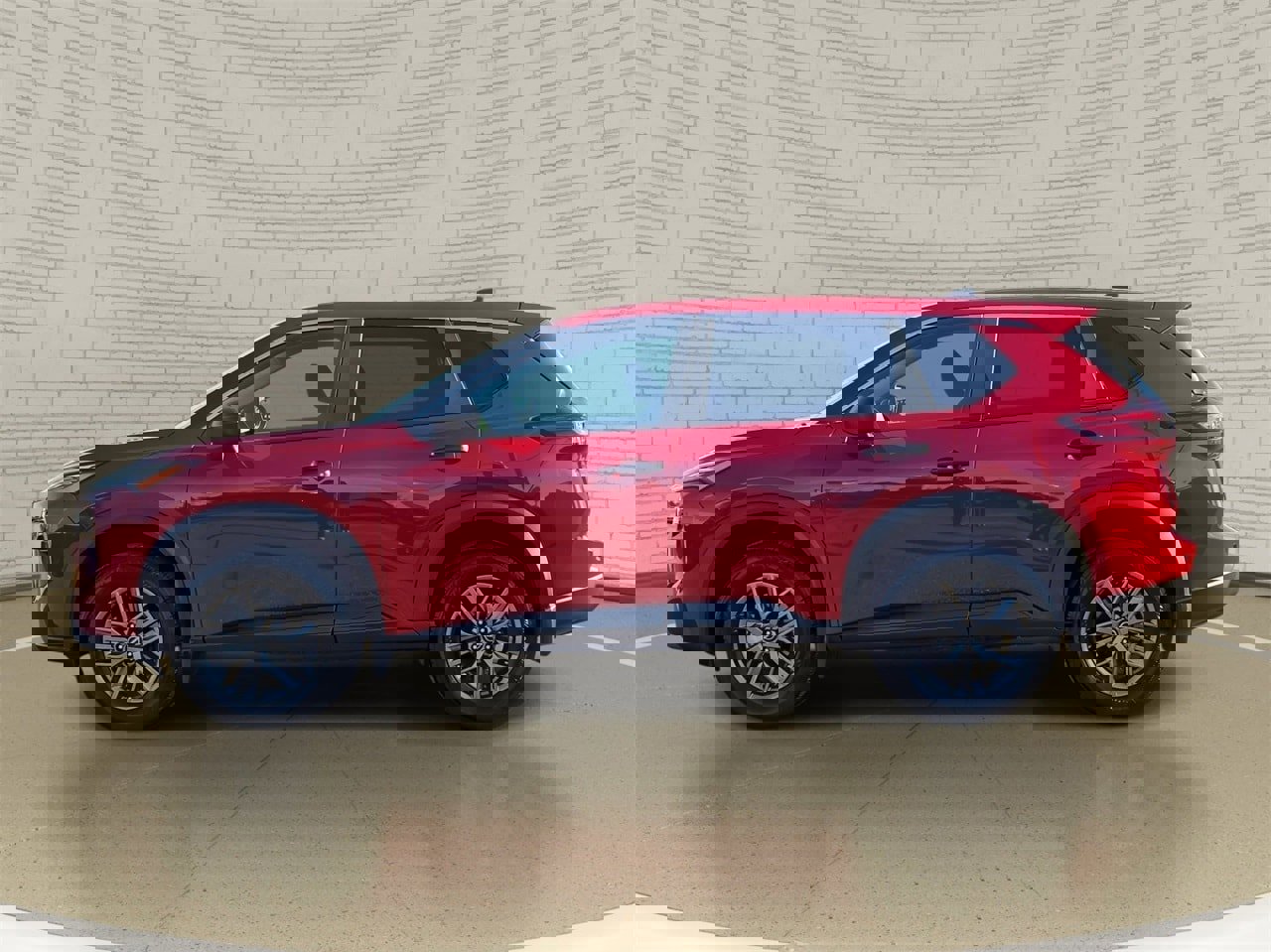 Used 2025 Nissan Rogue S image 8