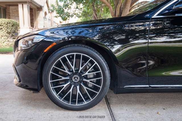 Used 2023 Mercedes-Benz S 580 4MATIC Sedan image 3
