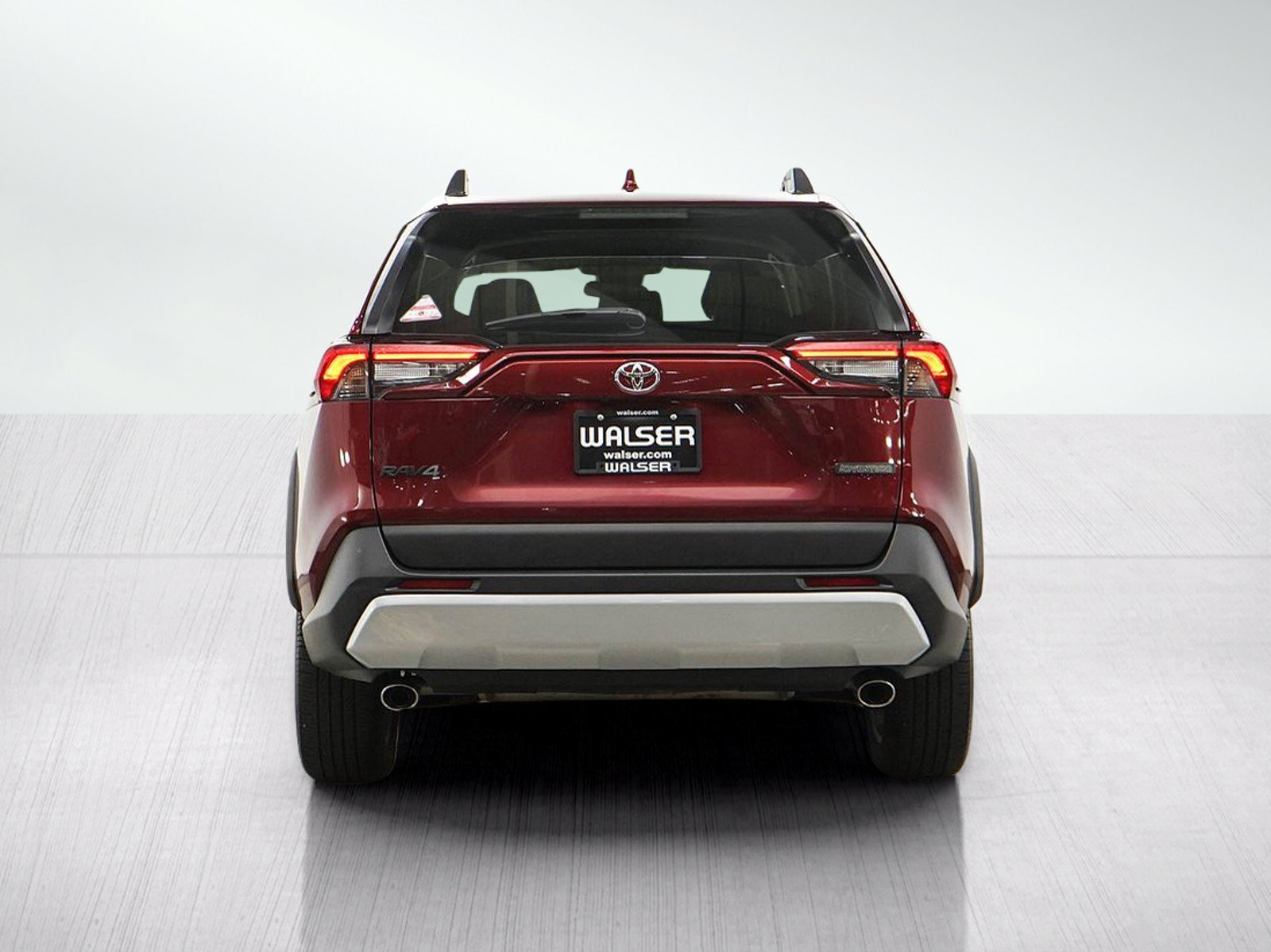 Used 2024 Toyota RAV4 Adventure AWD/4WD image 4