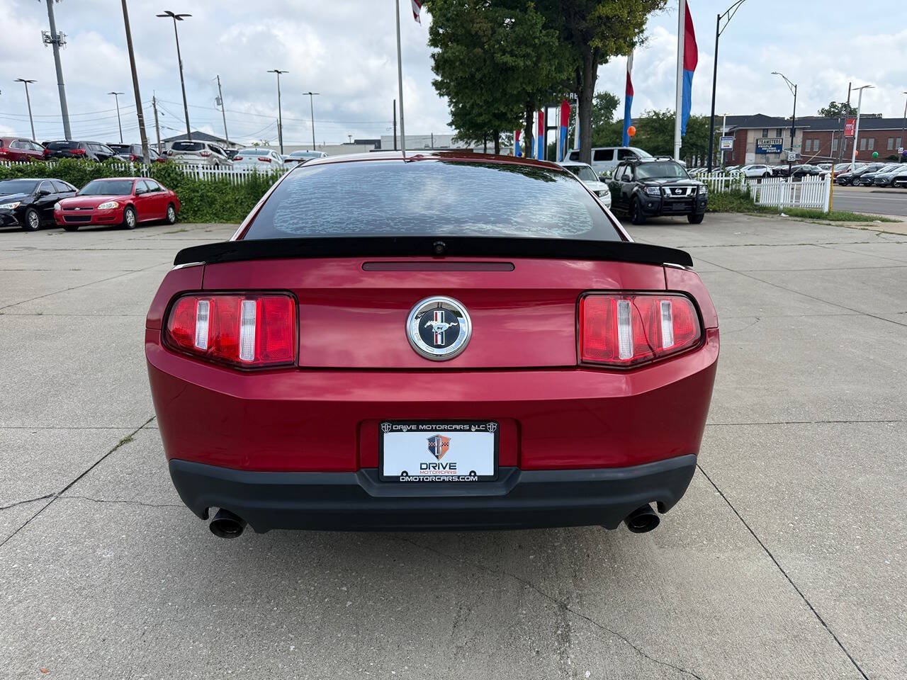 Used 2011 Ford Mustang Premium w/ 202A Rapid Spec Order Code RWD image 12