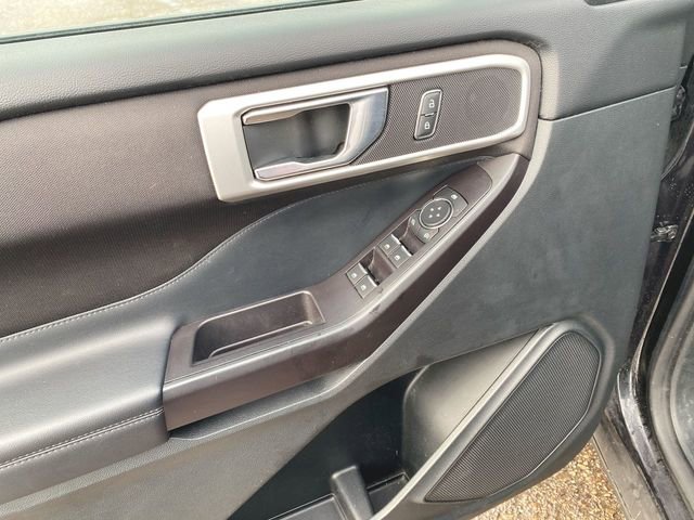 Used 2020 Ford Explorer XLT w/ Comfort Package image 22