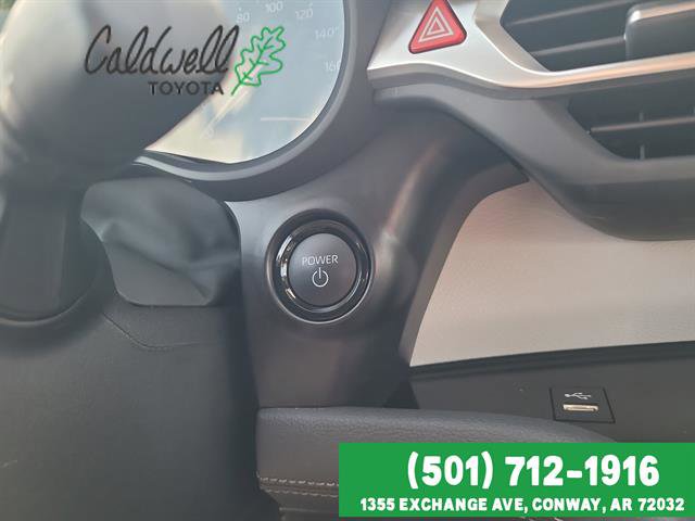 Used 2025 Toyota Sienna XLE w/ XLE Plus Package image 19