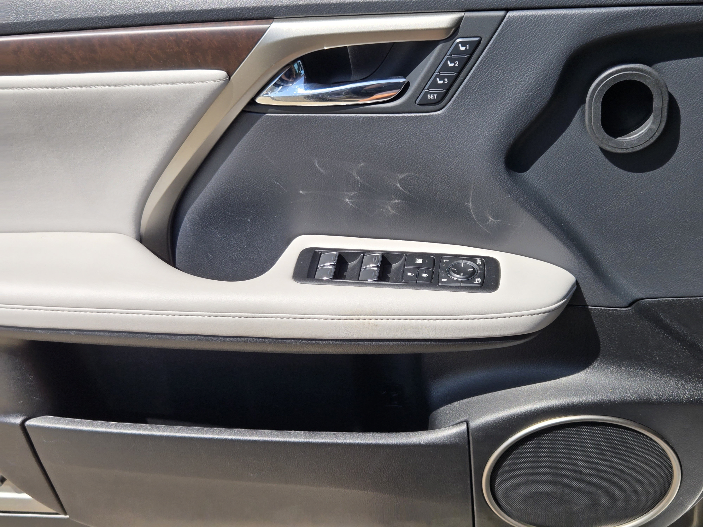 Used 2022 Lexus RX 350 FWD w/ Premium Package image 19