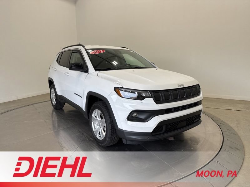 Used 2022 Jeep Compass Latitude w/ Convenience Group AWD/4WD image 1