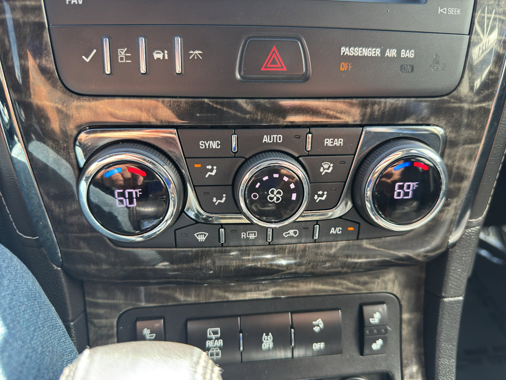 Used 2014 Buick Enclave Leather AWD/4WD image 29