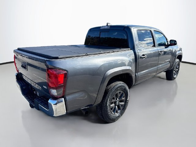 Used 2023 Toyota Tacoma SR5 AWD/4WD image 7
