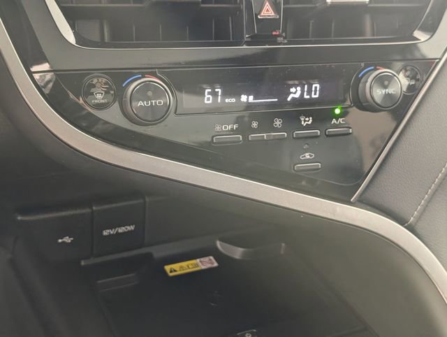 Used 2023 Toyota Camry XSE FWD image 22
