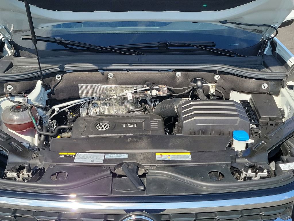 Used 2023 Volkswagen Atlas Cross Sport SE w/ Black Wheel Package image 28