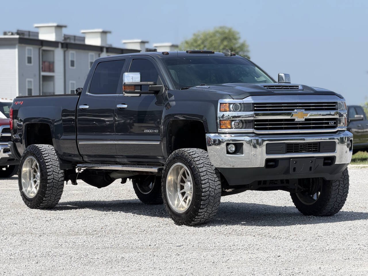 Used 2019 Chevrolet Silverado 2500 LTZ w/ Duramax Plus Package AWD/4WD image 7