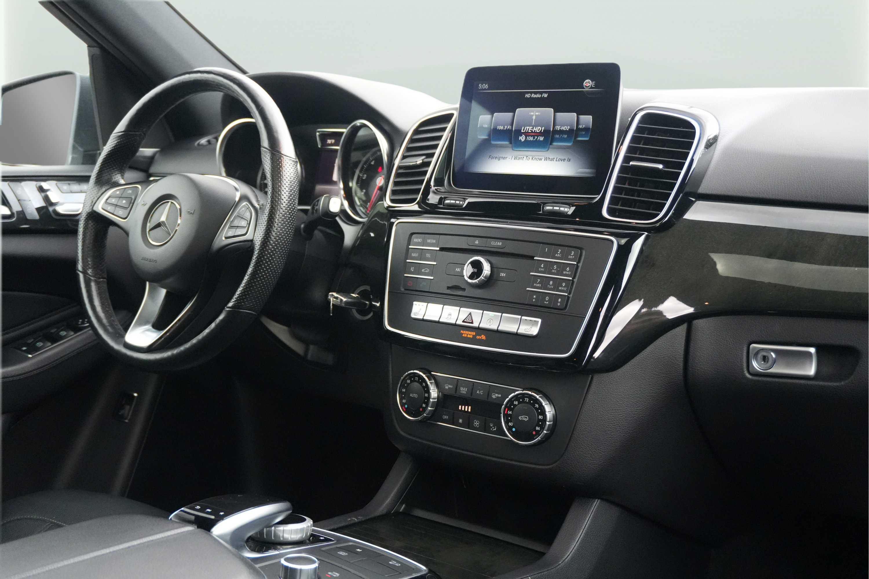 Used 2019 Mercedes-Benz GLE 400 4MATIC w/ Premium 1 Package image 31