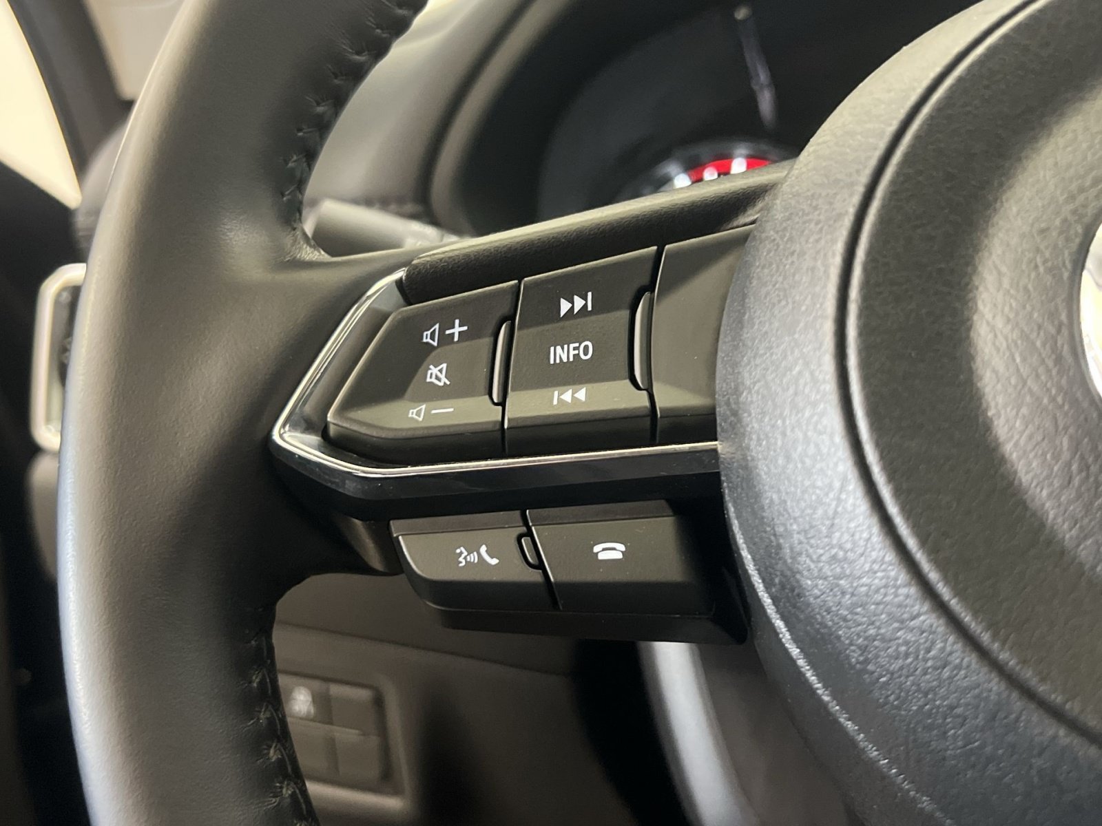 Used 2023 MAZDA CX-5 AWD 2.5 S w/ Premium Package image 34
