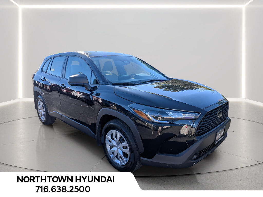Used 2024 Toyota Corolla Cross L AWD/4WD image 10