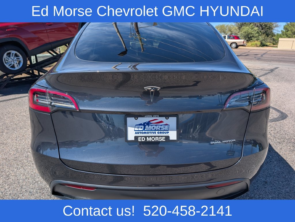 Used 2024 Tesla Model Y Long Range AWD/4WD image 4