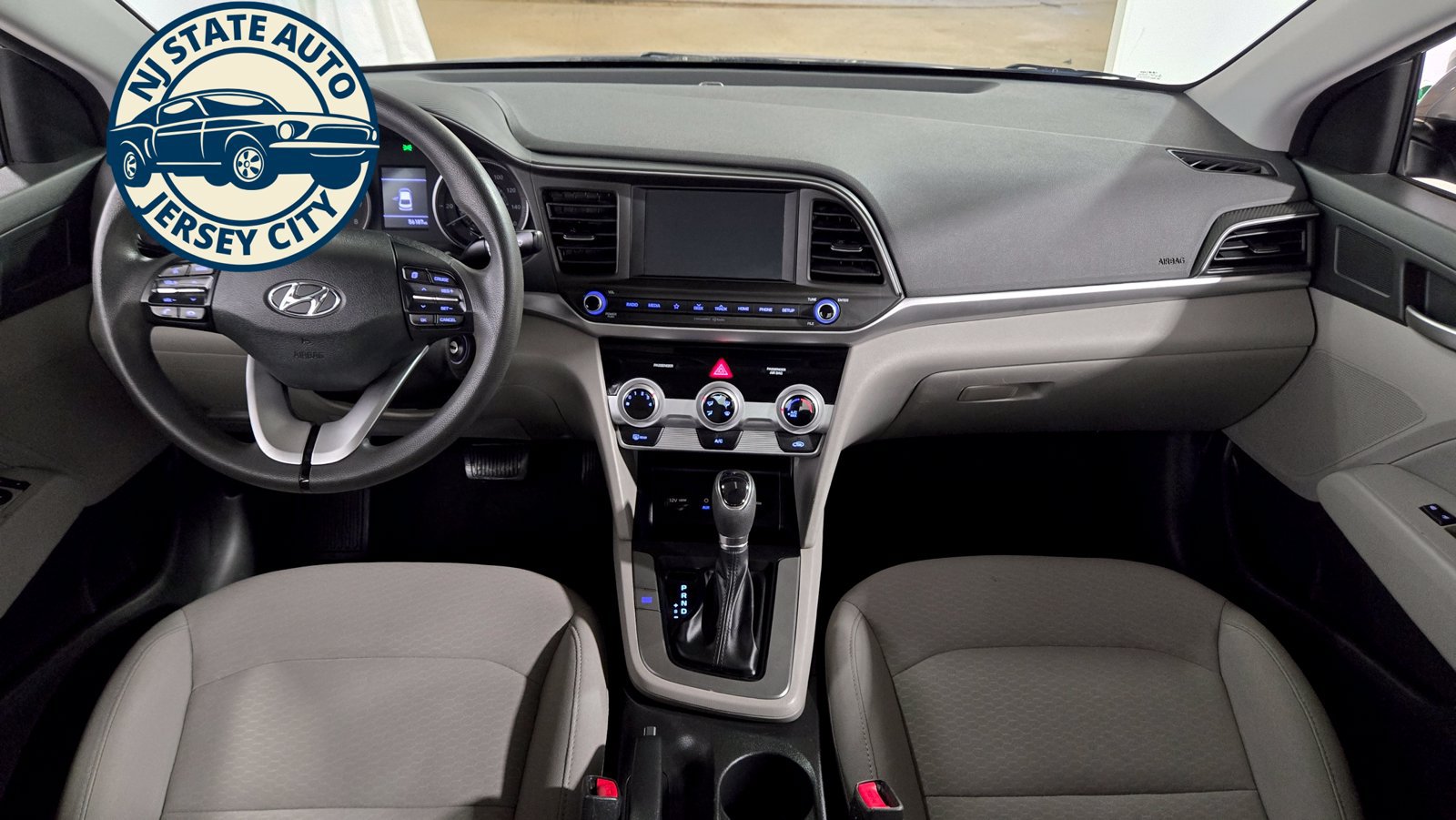 Used 2019 Hyundai Elantra SEL FWD image 28