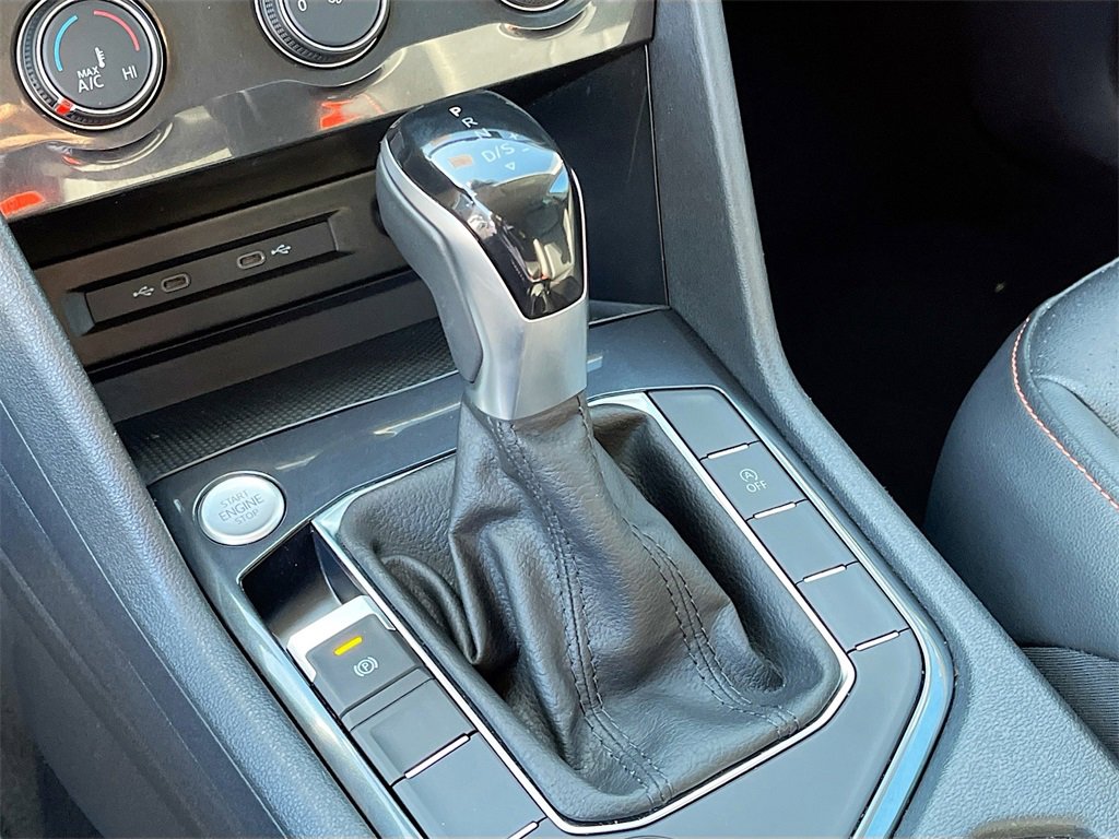 Used 2024 Volkswagen Tiguan Wolfsburg Edition image 16