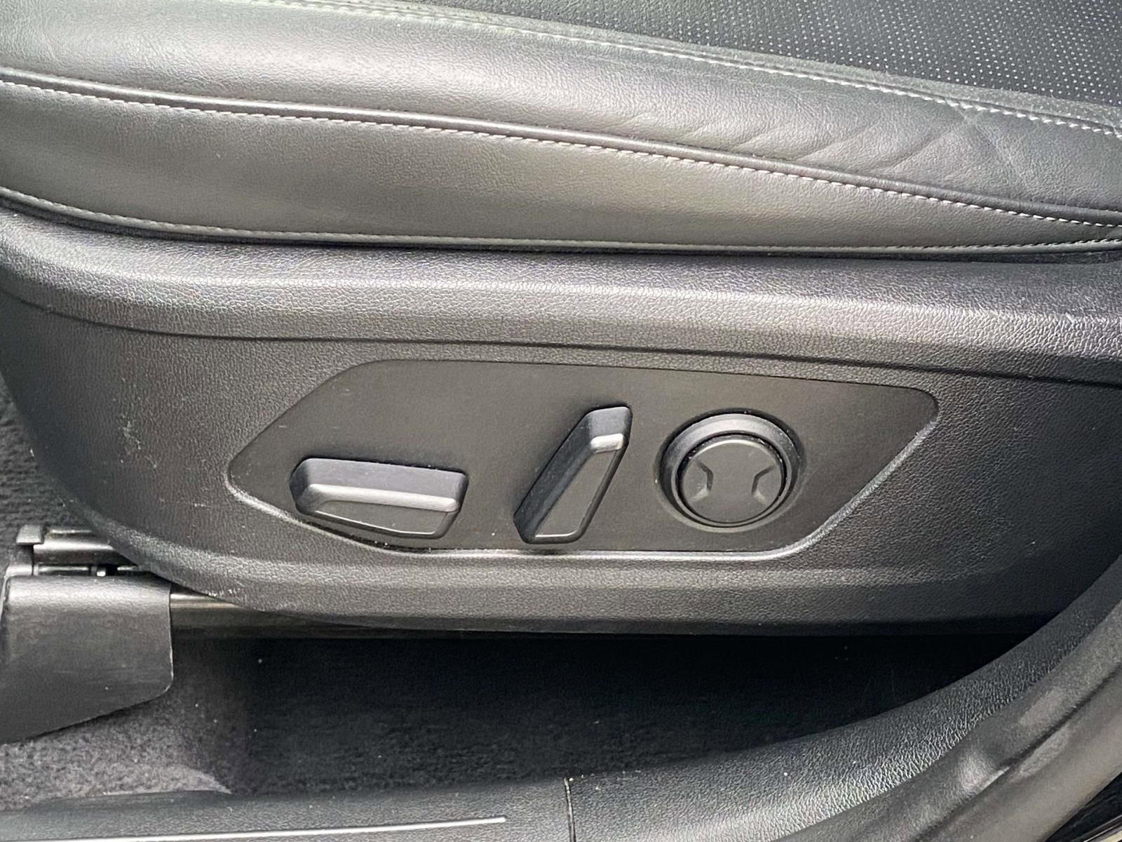 Used 2024 Kia Sorento S FWD image 16