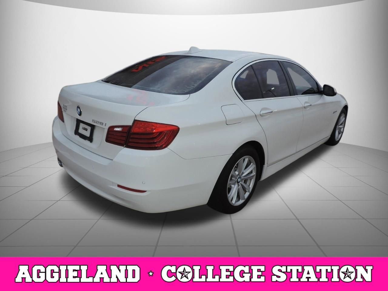 Used 2016 BMW 528i Sedan image 4