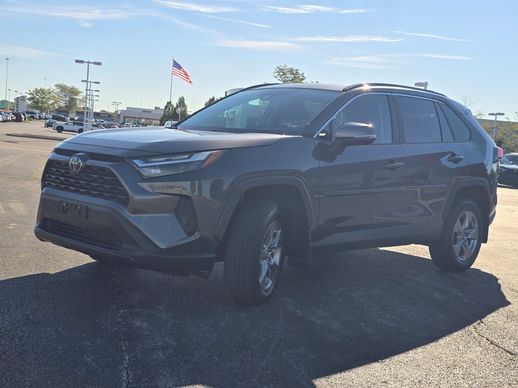Certified 2022 Toyota RAV4 XLE w/ Convenience Package AWD/4WD image 13