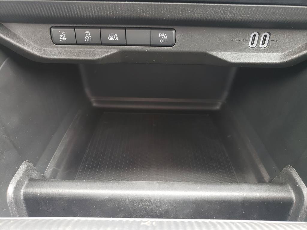 New 2026 Jeep Cherokee Limited AWD/4WD image 18