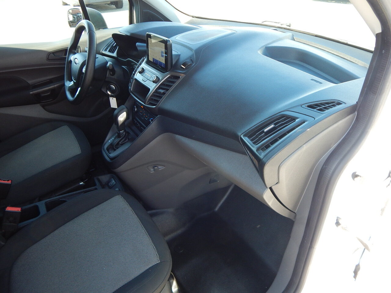 Used 2023 Ford Transit Connect XL FWD image 21