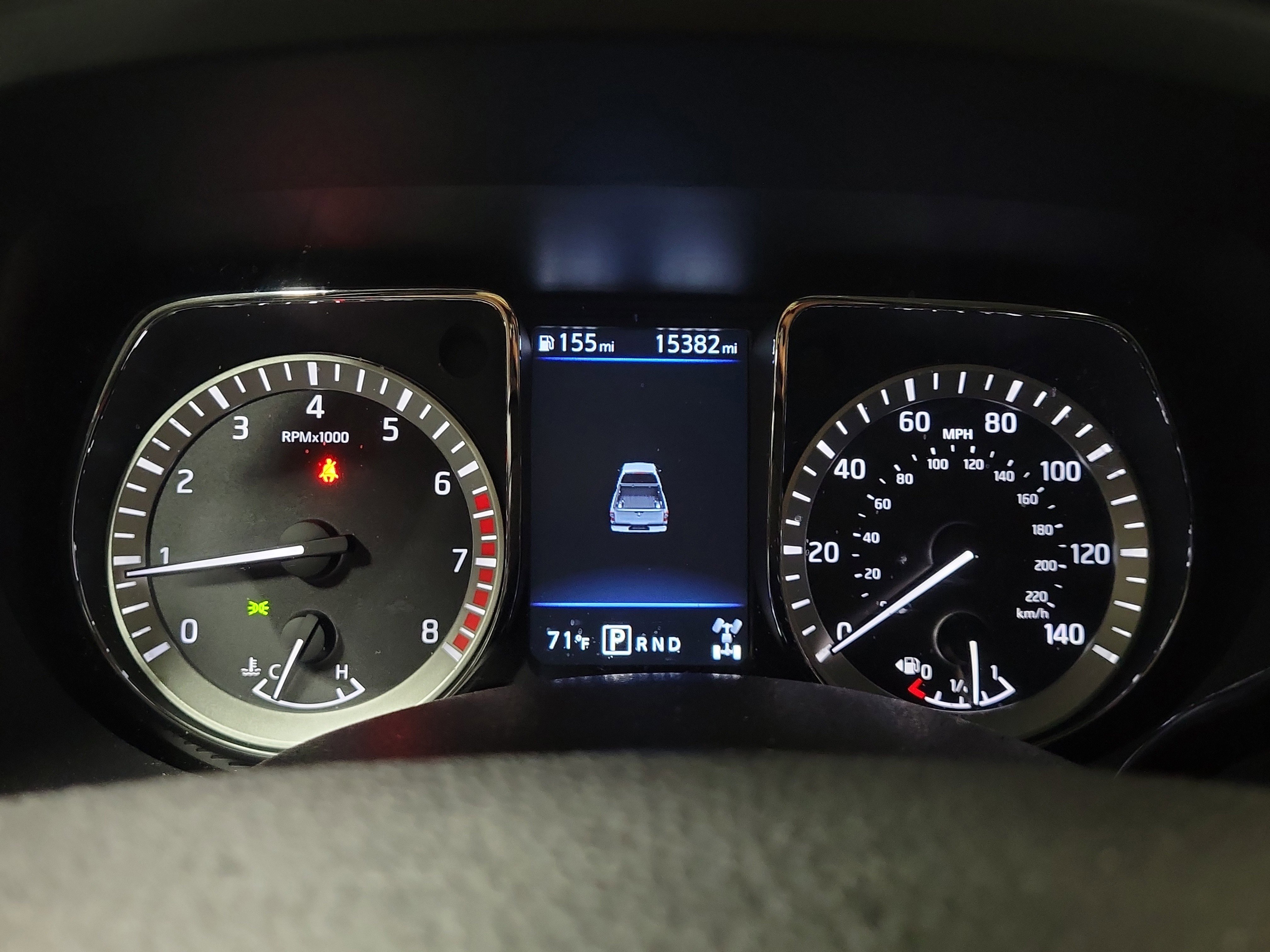 Used 2019 Nissan Titan SV image 26