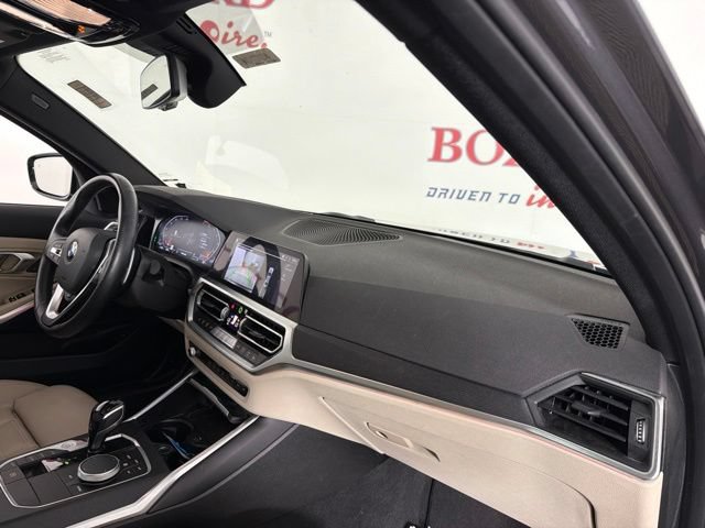 Used 2021 BMW 330i xDrive Sedan w/ Premium Package AWD/4WD image 17
