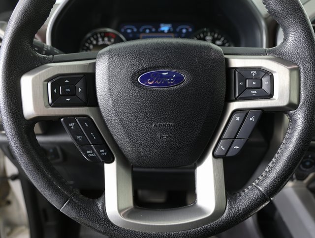 Used 2016 Ford F150 Platinum w/ Equipment Group 701A Luxury image 7
