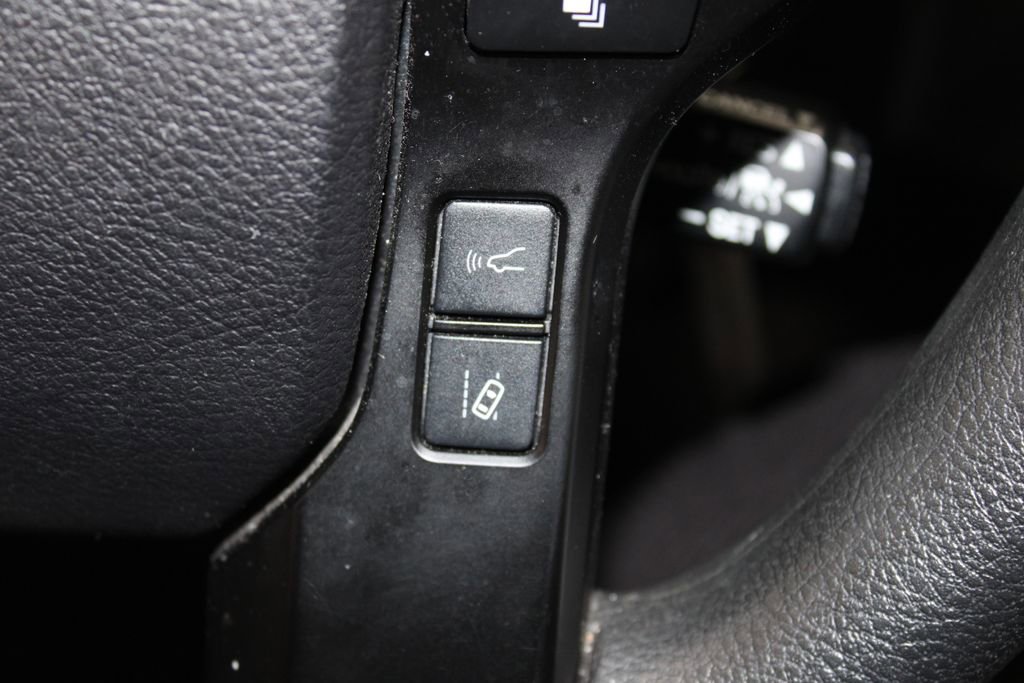 Used 2022 Toyota Tacoma SR image 36