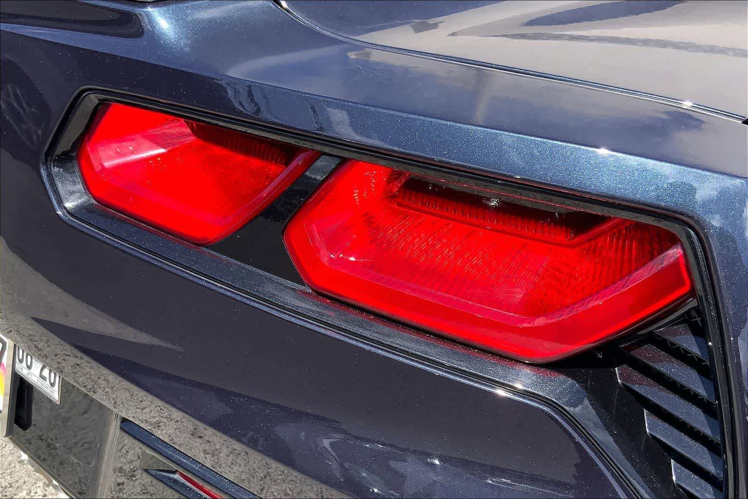 Used 2015 Chevrolet Corvette Stingray Coupe RWD image 31