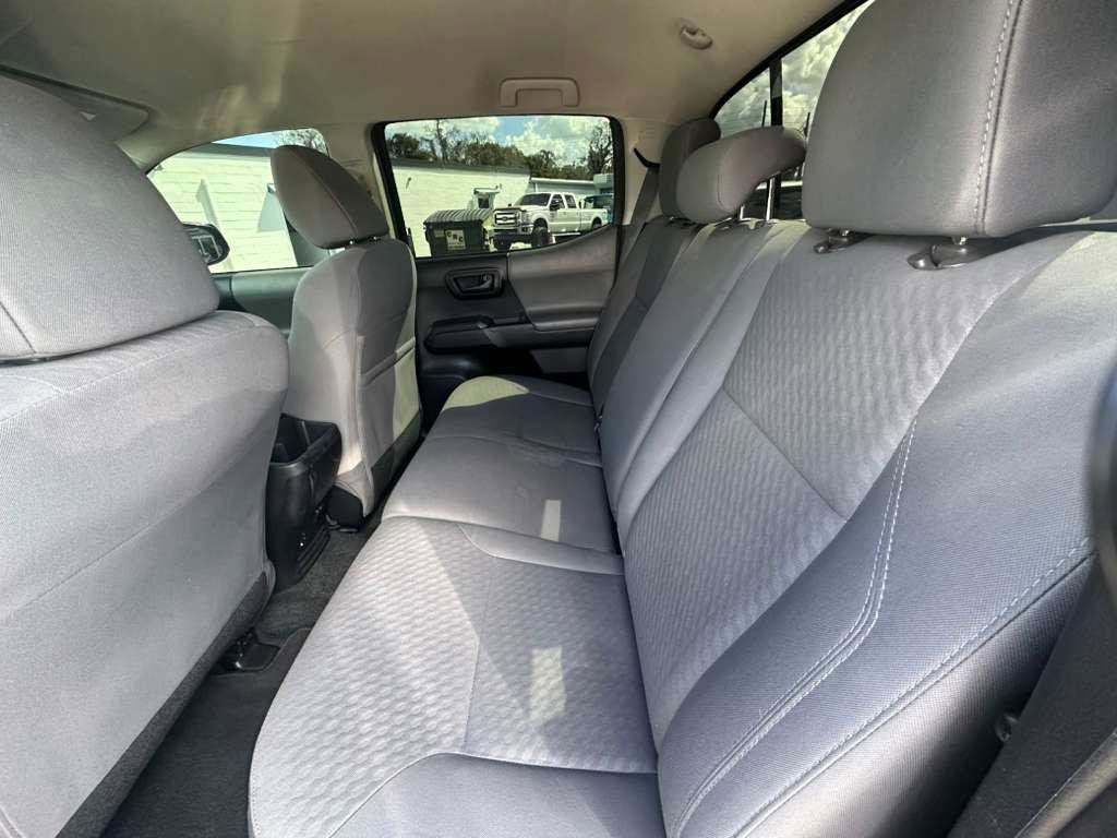 Used 2020 Toyota Tacoma SR w/ SR Convenience Package image 11