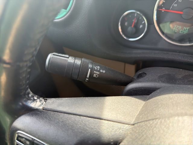 Used 2017 Jeep Wrangler Unlimited Sahara w/ Connectivity Group image 34