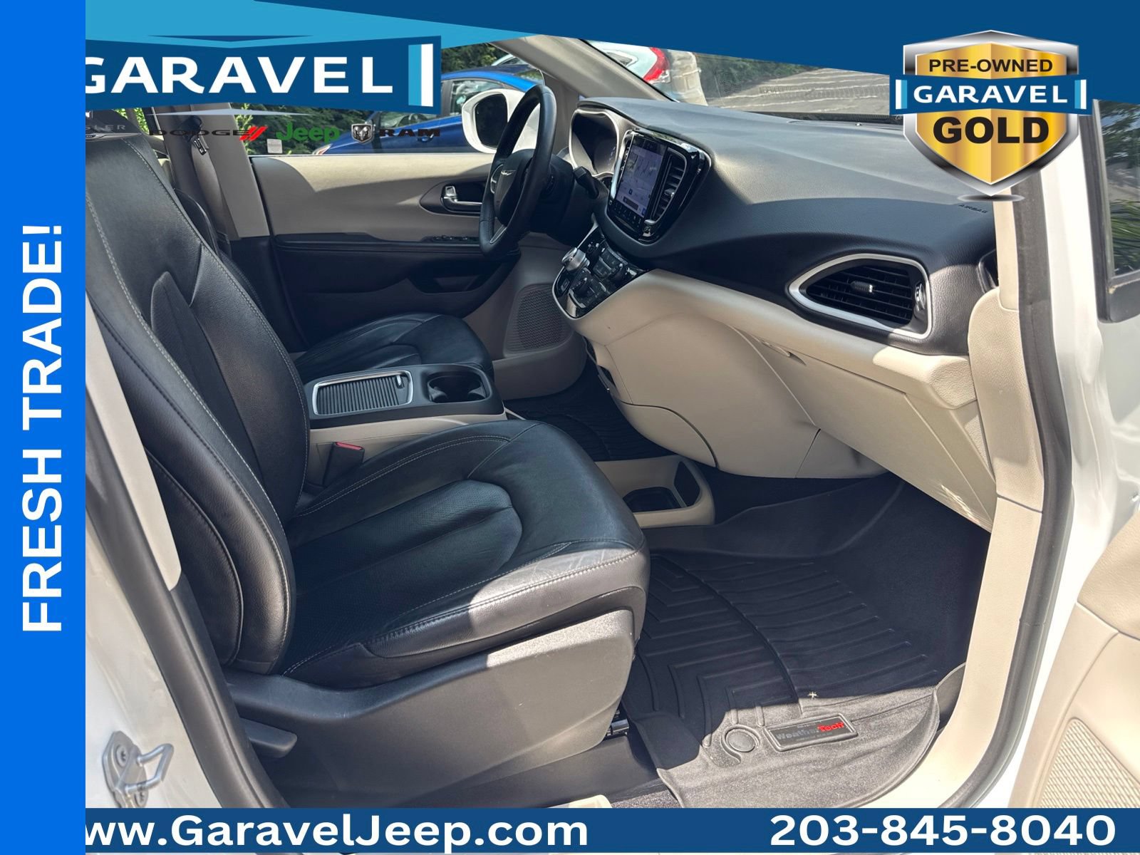 Used 2022 Chrysler Pacifica Touring-L FWD image 16