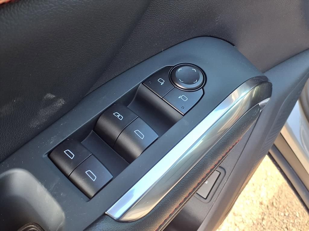 New 2026 Chevrolet Traverse Z71 w/ Driver Confidence Package image 13