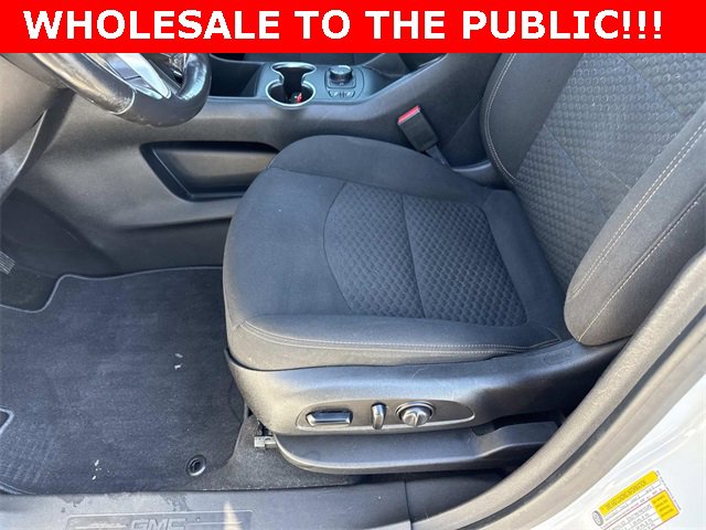 Used 2018 GMC Terrain SLE w/ Driver Convenience Package image 13