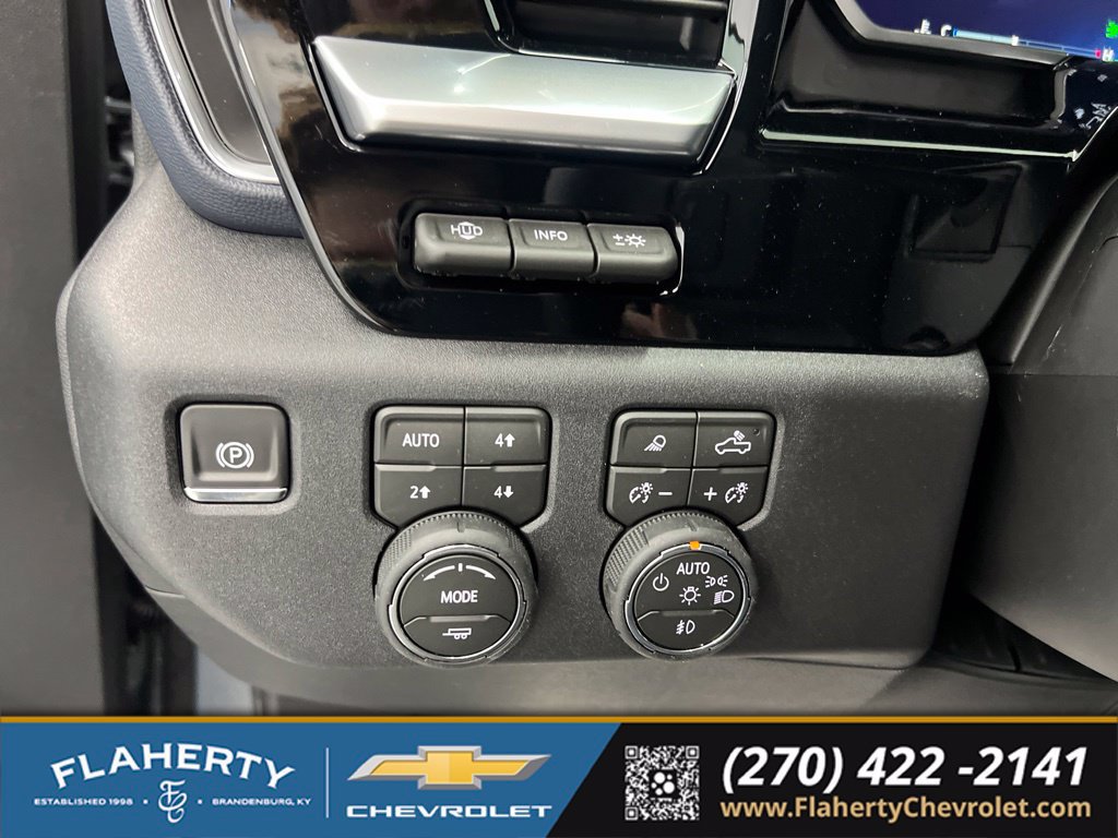 New 2026 Chevrolet Silverado 1500 High Country w/ High Country Premium Package AWD/4WD image 17