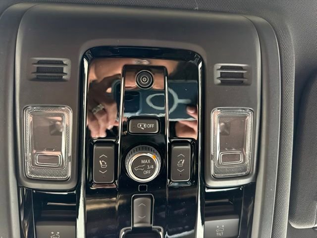 New 2026 Chevrolet Tahoe Premier w/ Sun And Tow Package AWD/4WD image 30