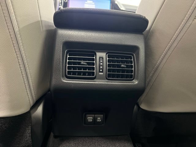 Used 2025 Toyota Camry XLE w/ Premium Plus Package AWD/4WD image 14