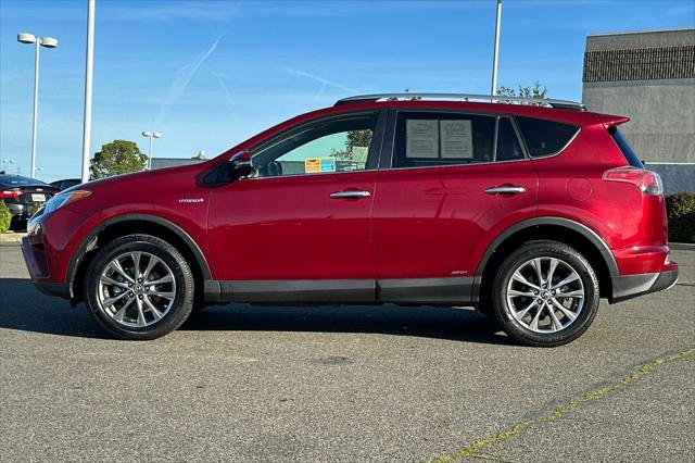 Certified 2018 Toyota RAV4 Limited w/ Advanced Technology Package image 9