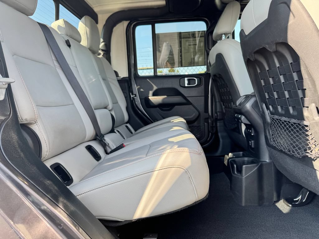 Used 2020 Jeep Gladiator Mojave AWD/4WD image 15