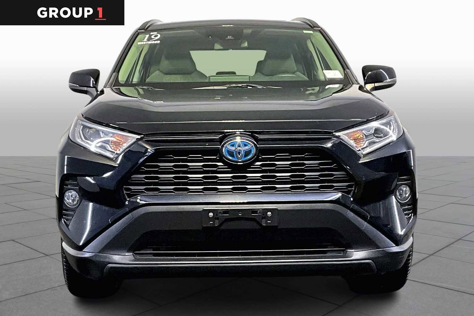 Used 2019 Toyota RAV4 XLE image 5