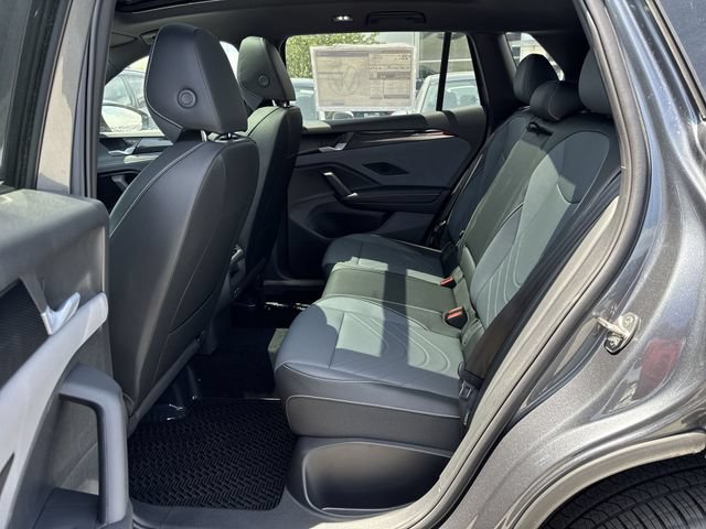 New 2026 Volkswagen Tiguan SE R-Line AWD/4WD image 25