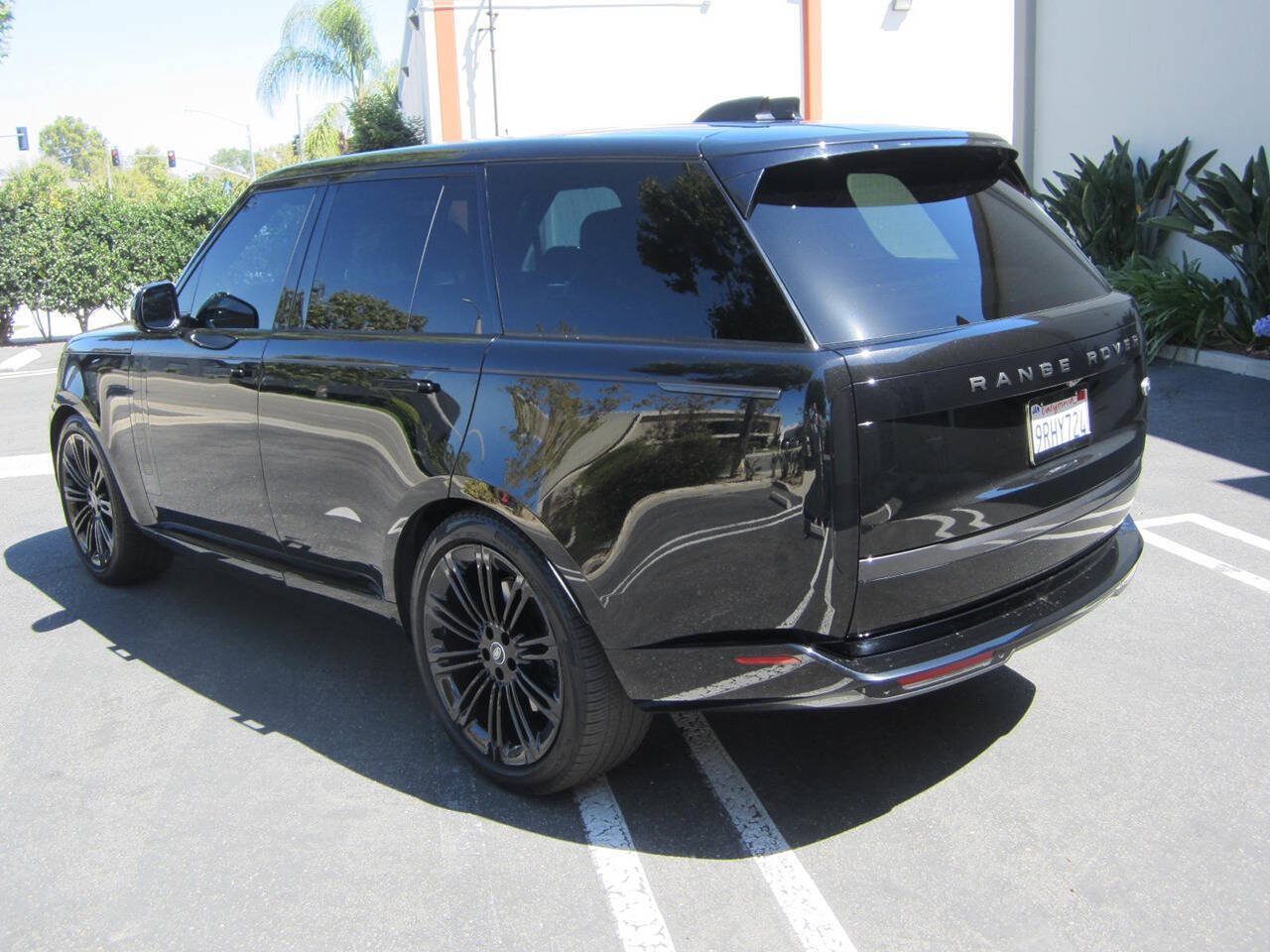 Used 2023 Land Rover Range Rover SE AWD/4WD image 6